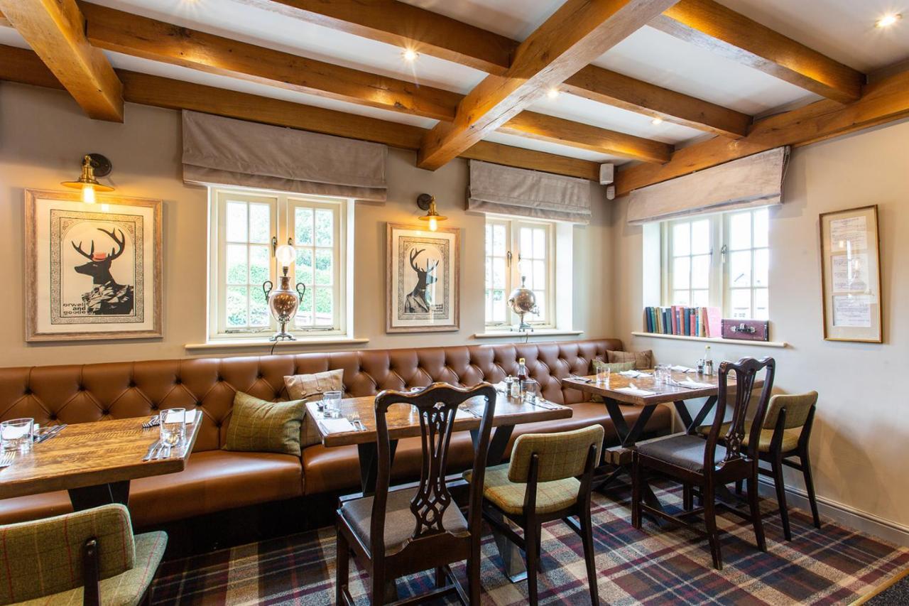 فندق The Royal Oak لاوْبرو المظهر الخارجي الصورة